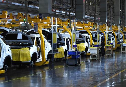 工信(xin)部(bu)規(gui)範(fan)汽車(che)OTA升(sheng)級 車企(qi)須提前備(bei)案，用戶不能再(zai)隨(sui)意(yi)更新(xin)軟件